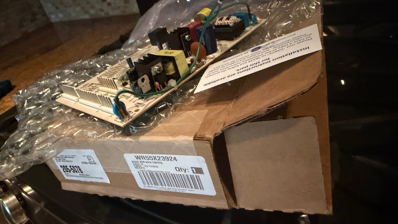GE refrigerator replacement main control board WR55X23924